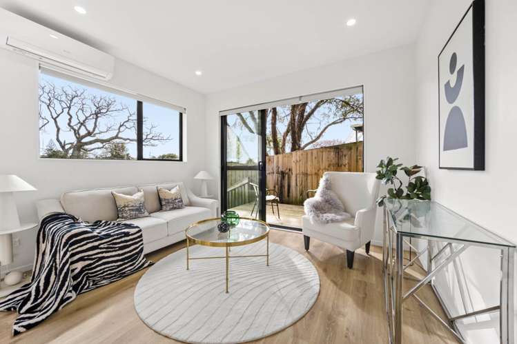 8A Hobart Crescent Manurewa_6