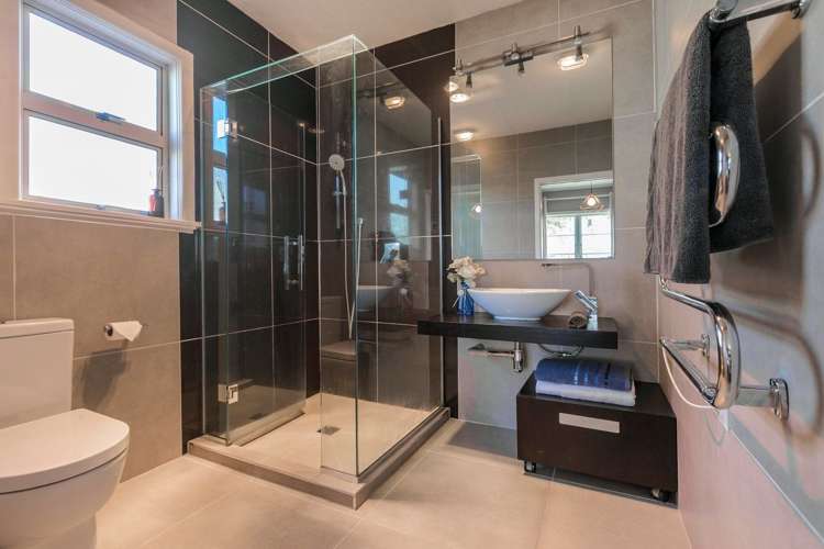 84 Taylor Street Blockhouse Bay_16