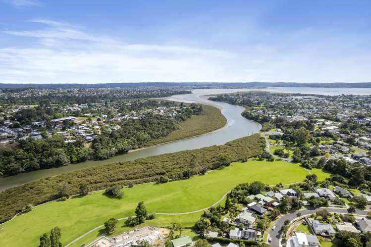 9 Taioma Crescent Te Atatu Peninsula_12