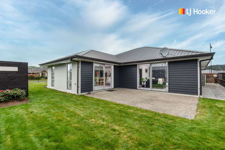 8 Kinloch Place Mosgiel_24