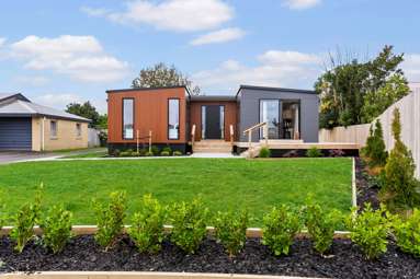 16 Churchill Terrace_2