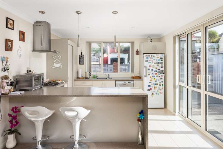 253b Waikawa Road Waikawa_6