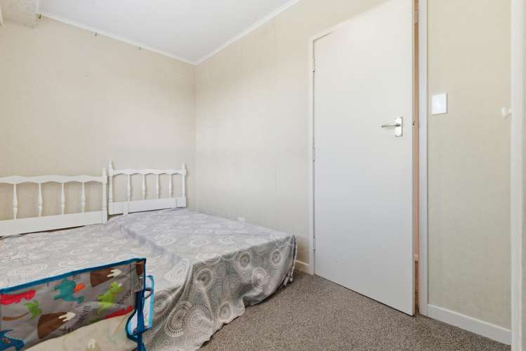 80 Sophia Street Glenholme_10