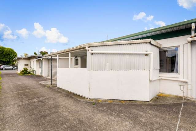 2/32 Canal Road Avondale_4