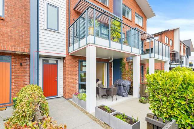 Easy Care Convenient Living - Small Pet Considered