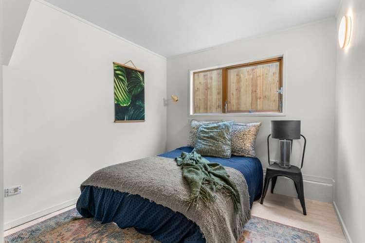 5 Montague Place Onerahi_20