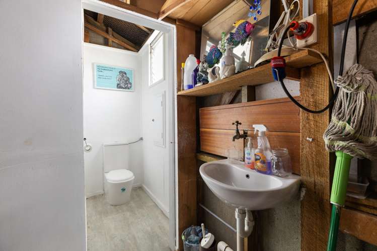 33 Lower High Street Marton_25