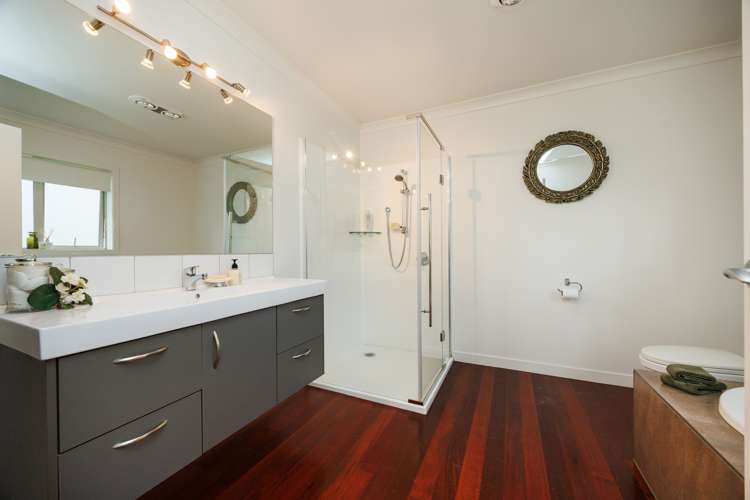 65 Reid Line West Feilding_25