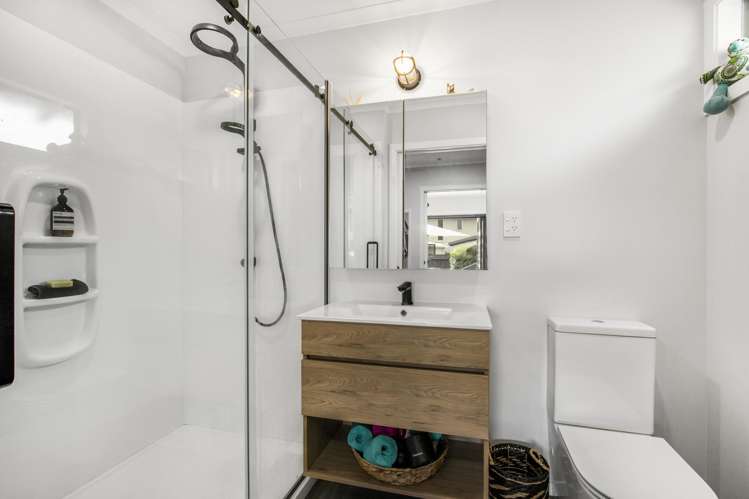 14 Pinehurst Place Wattle Downs_9