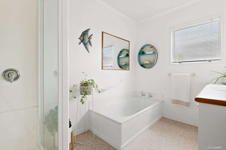 135 Hillcrest Road Hatfields Beach_13