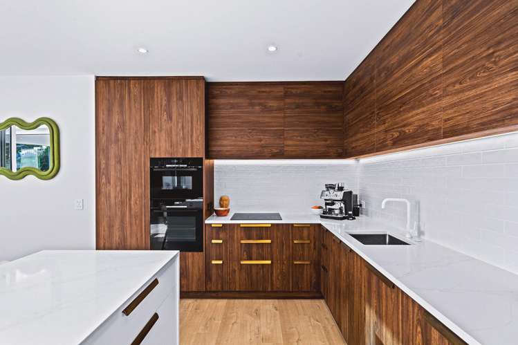 13 St Remy Lane Redcliffs_8