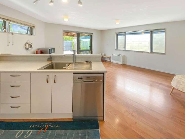 4/85 Yaldhurst Road Sockburn_5