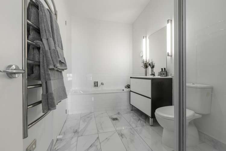 92 Fisher-Point Drive Auckland Central_14