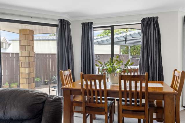 17 Vorbach Place Renwick_4