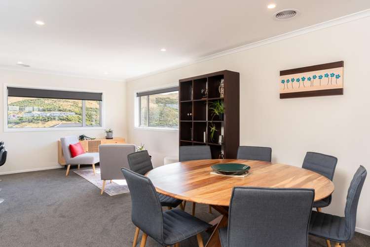 17 Prestwich Rise Churton Park_7