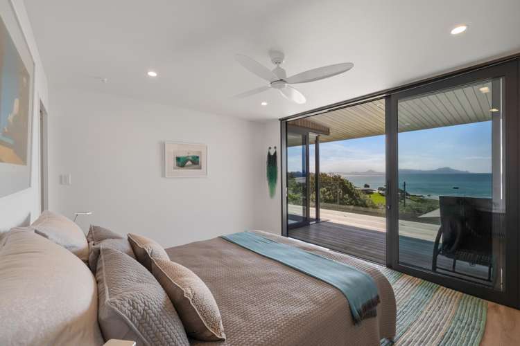 31 Taranga Road Langs Beach_8