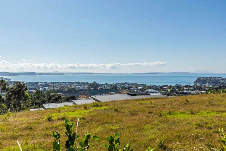 1 Woodridge Drive Stanmore Bay_5