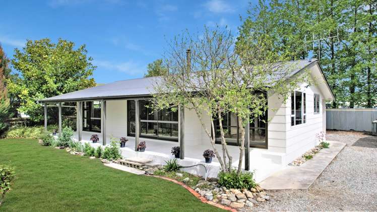 6 Moa Flat Road Ettrick_0