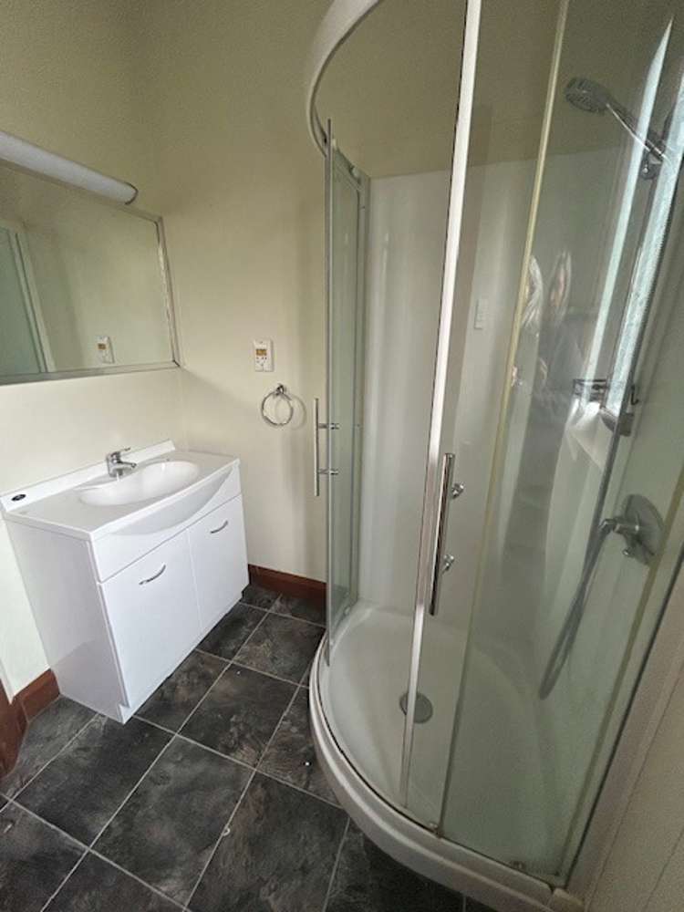 5 Fleming Road 2124_6