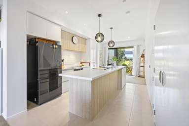29 De Havilland Road_3
