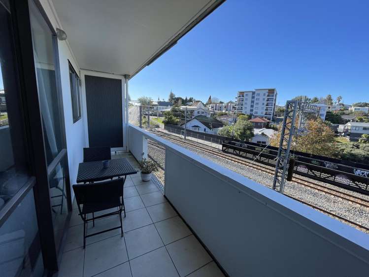 3E/21 Saint Jude Street Avondale_5