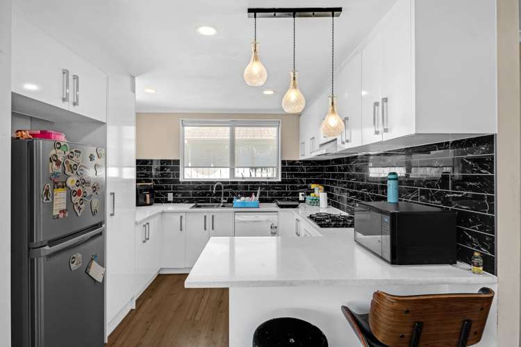 7 Scotts Field Drive Takanini_10