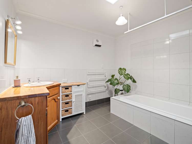 15 Terrace Road Leithfield_16