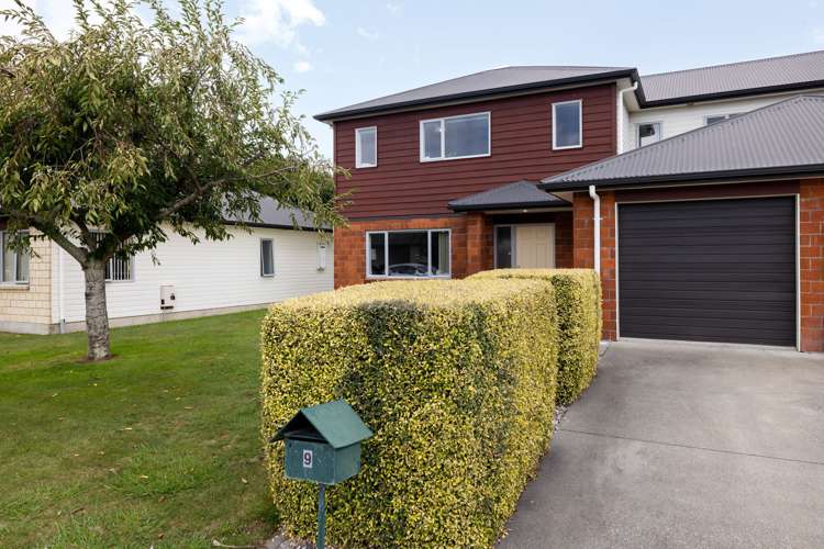 9 Rene Way Huntington_15