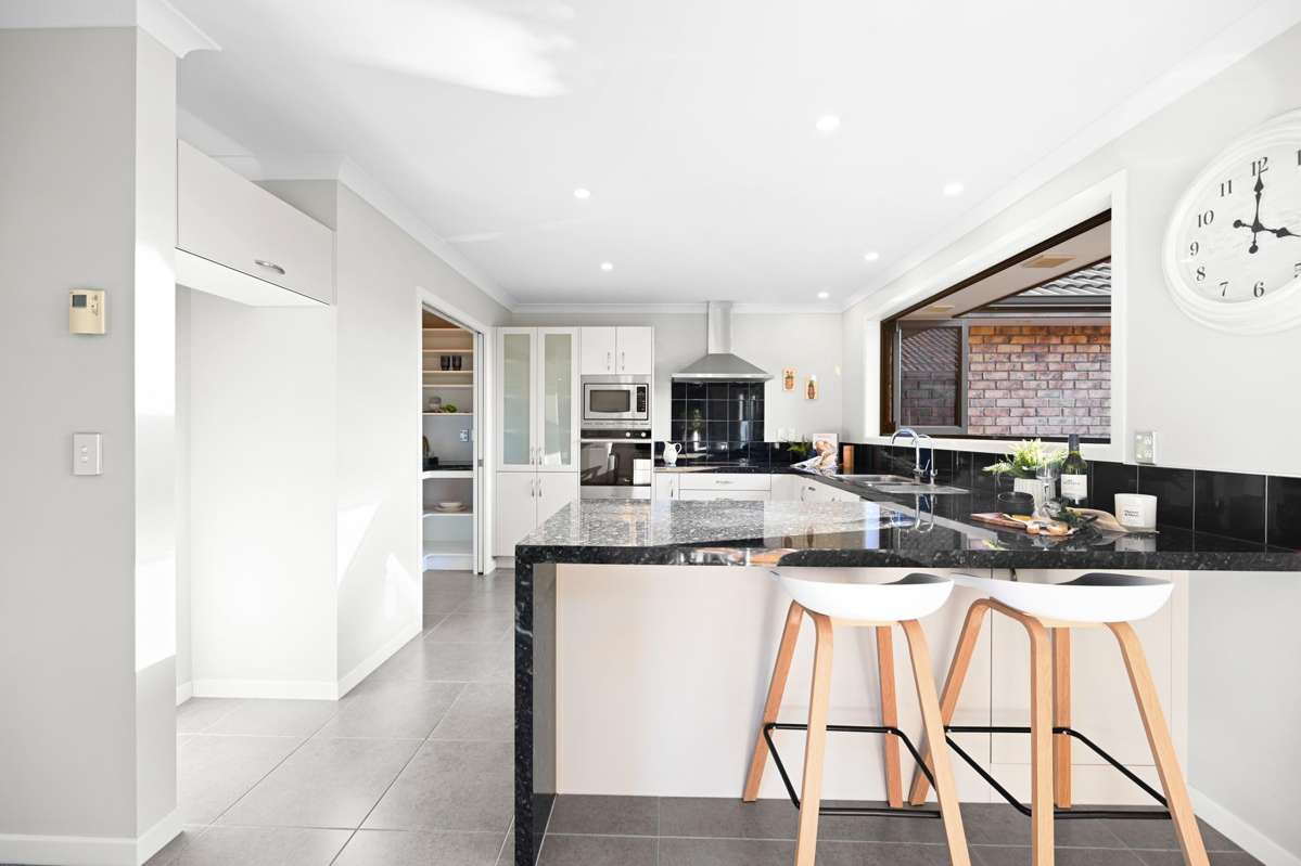 6 Compton Grove_2