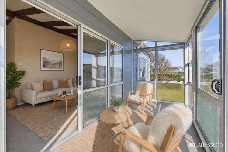 2/92a Ngamotu Road Spotswood_3