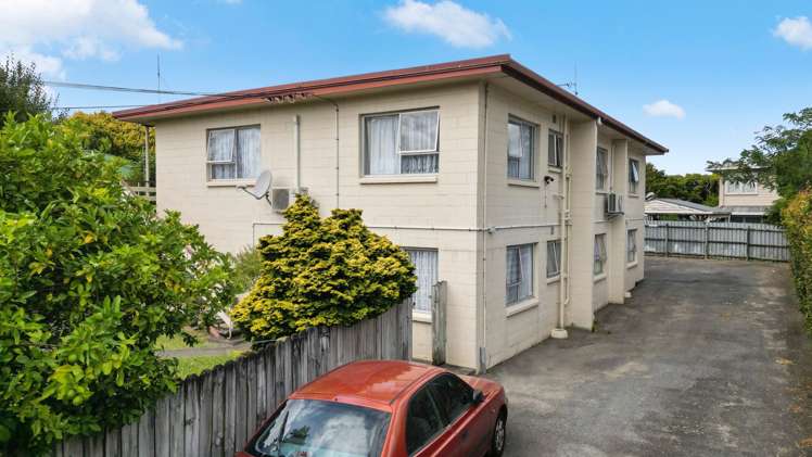 1-6/16 Myrtle Street Hamilton East_8