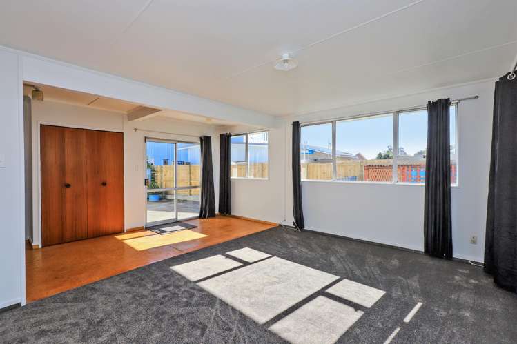 1203 Beatty Place Mayfair_7