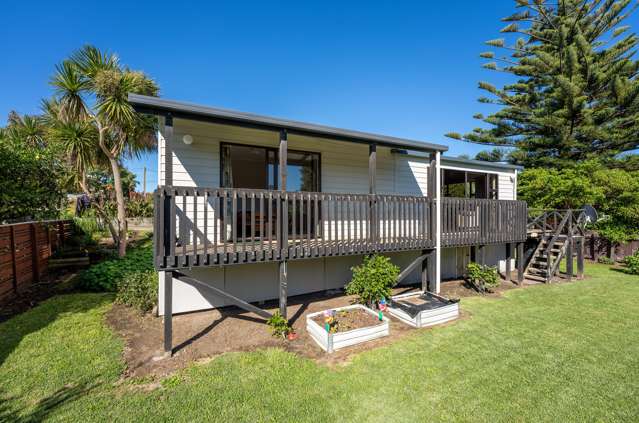 56b Tasman Road Otaki Beach_3