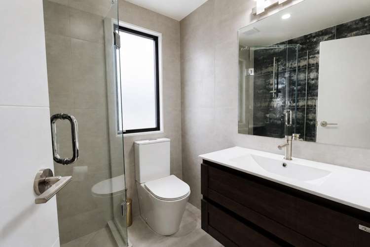 18D Pinewood Street Avondale_12