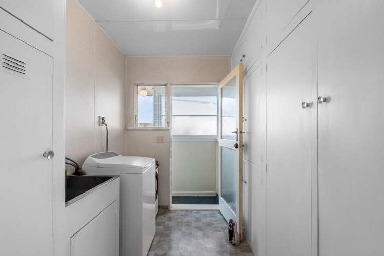 22 Rossiter Avenue Redwood_6