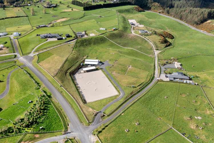 16 Betty May Drive Pyes Pa_9