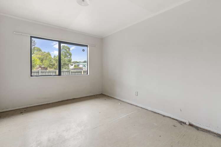 2 Staverton Crescent Mangere_17