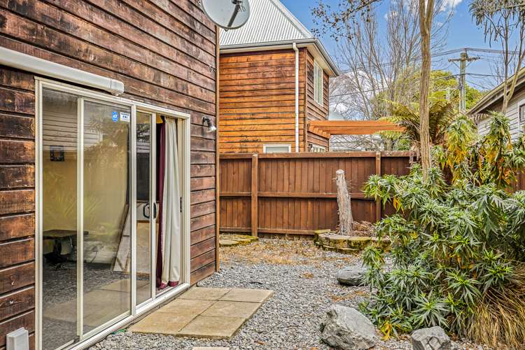 2/25 Buffon Street Waltham_10