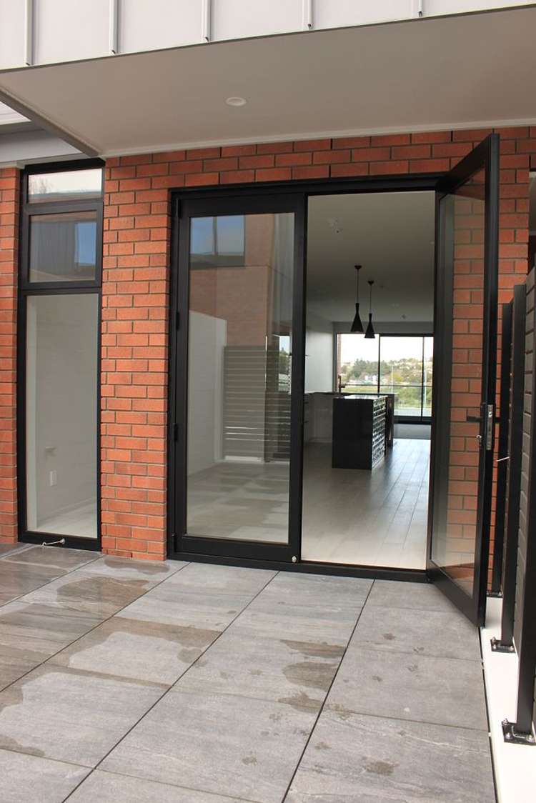 10/4 Stables Lane Silverdale_1