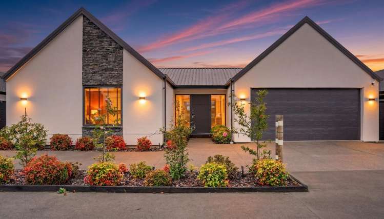 6 Kirkland Crescent_0