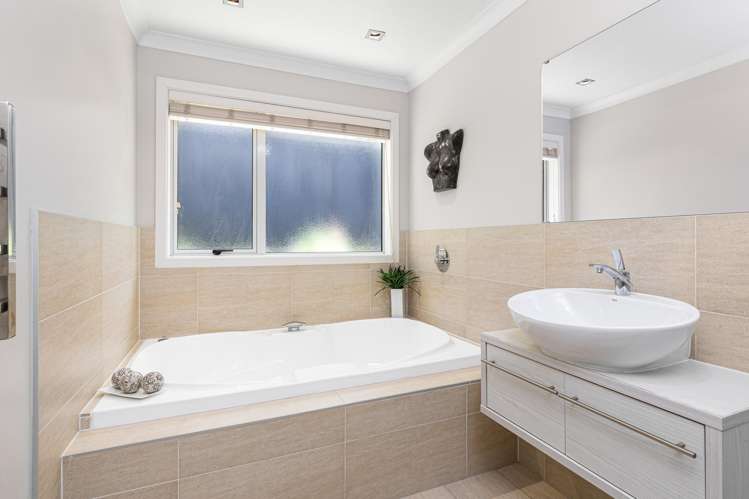 75 Lake Panorama Drive Henderson_18