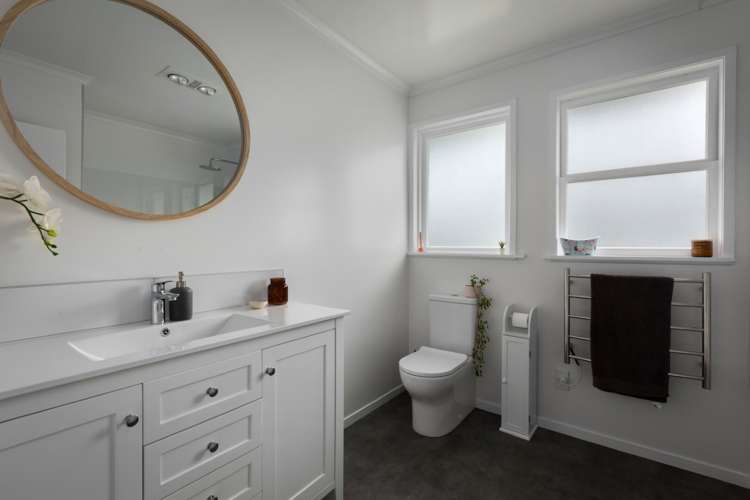 38 Silverton Road Waihi_16