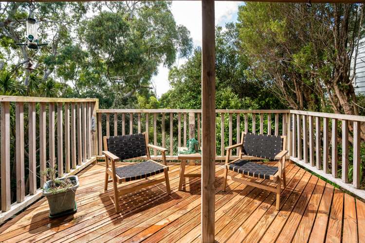 2/10 Paeroa Street Newtown_5