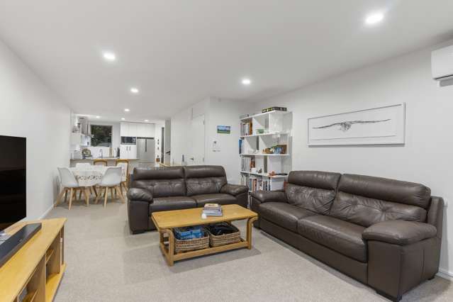 12/1 Gracechurch Drive Flat Bush_2