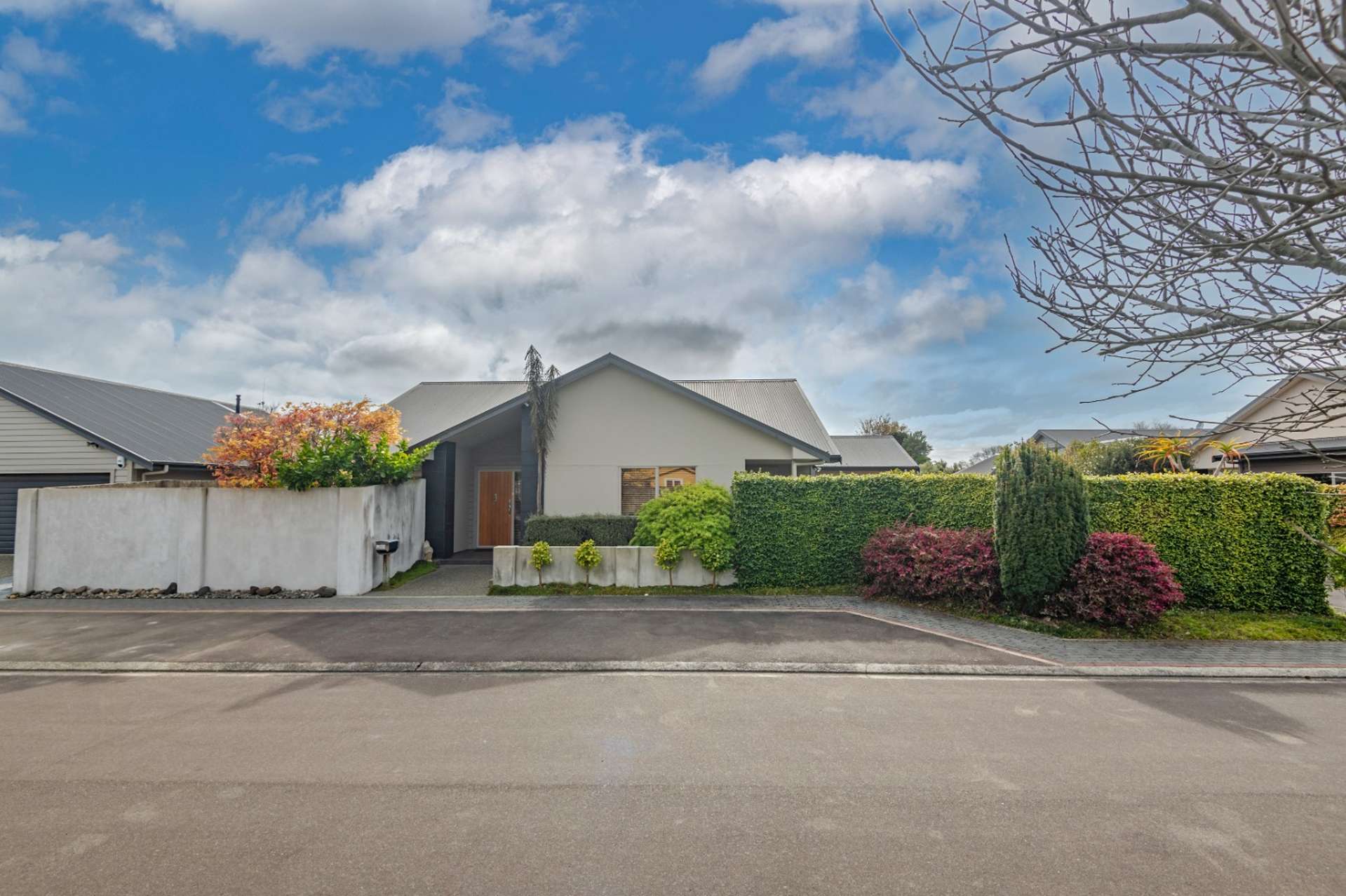 12 Cloake Way 10930_0