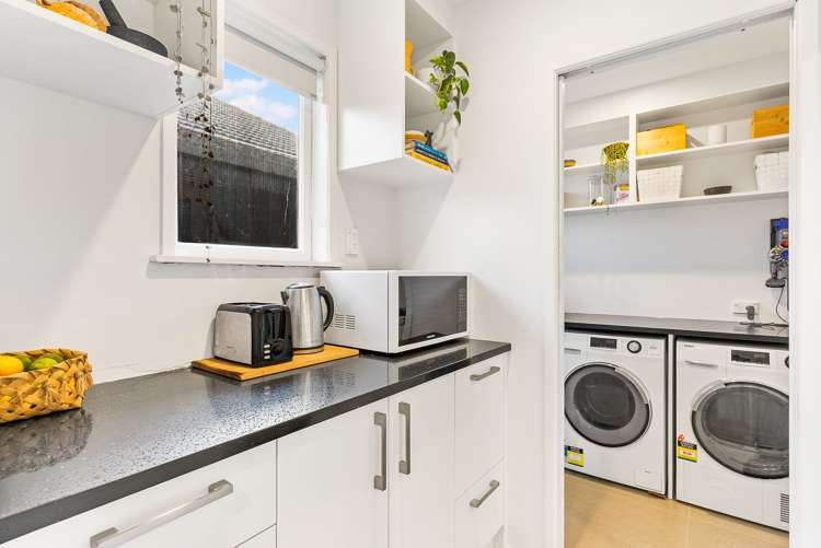 11 Grainger Road Te Atatu South_11