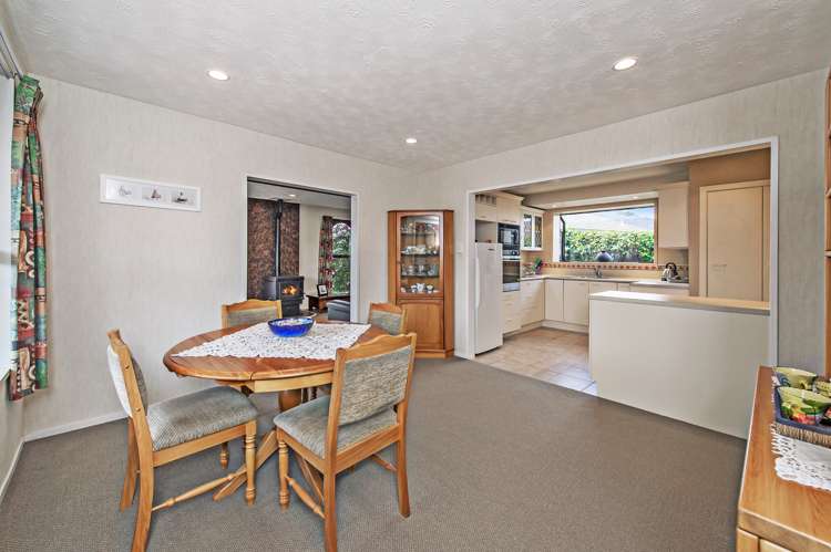 4 Fiona Place Hei Hei_5