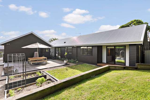 13 Ridge View Crescent Pukekohe_2