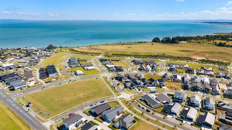 17 Uatoto Road Clarks Beach_27