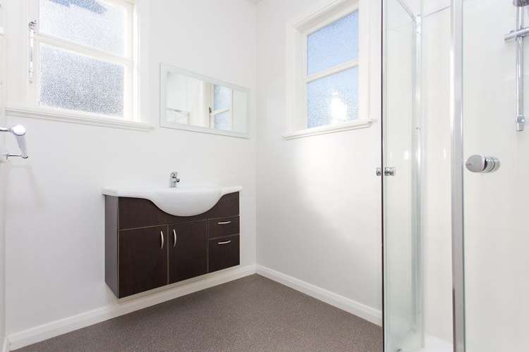 17 Coopers Road Dallington_7